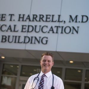 Meet your Posher, Troy